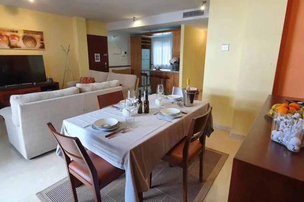 Comfortable Apartment Perfectly Located & Equipped 丰希罗拉